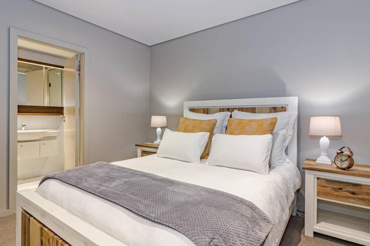 Apartment 501, Zimbali *